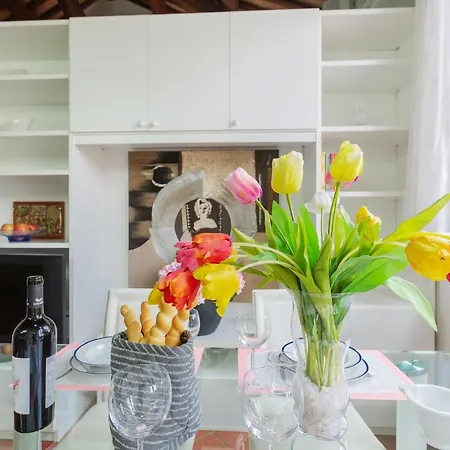 Duplex In Centro Con Posto Auto Privato Φεράρα